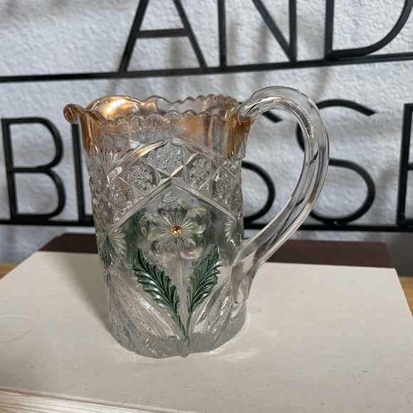 Indiana Glass Flower Medallion Flashed Gold vase - Picture 2 of 10